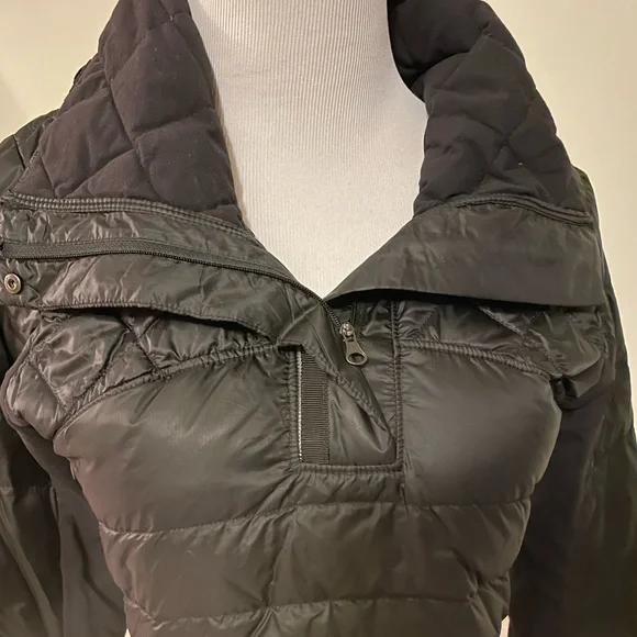 Lululemon pullover jacket - Picture 2 of 12